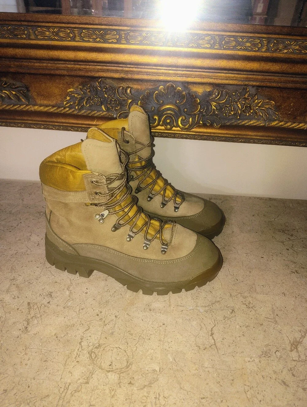 Belleville 950 MCB Gortex  Suede Mountain Combat Hiking Boots in Olive and Tan